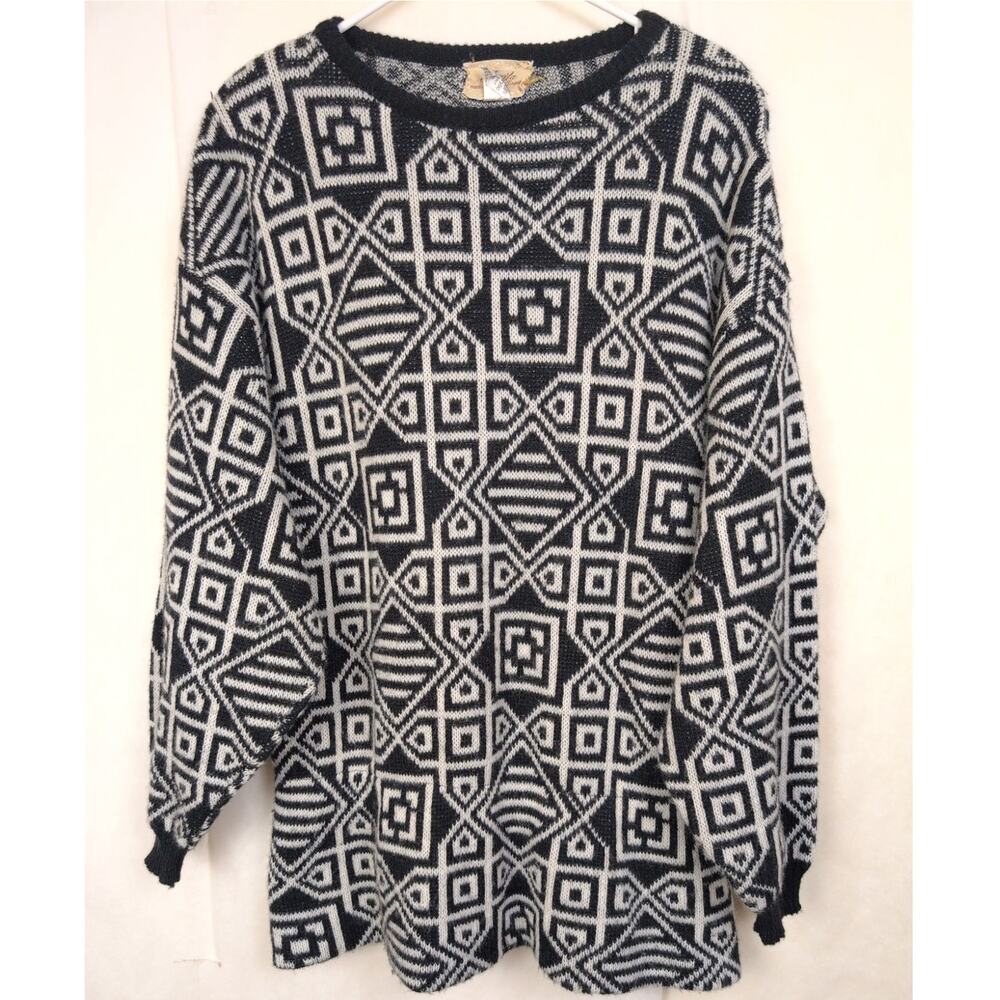Vintage Amita wool black and white geometric peplum sweater Size L 80s Retro